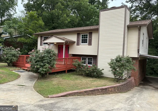 Photo 3 of Single family home for sale at 10572 Eagle Dr, Jonesboro, GA 30238 | MLS# 10779502 | Listing updated on 2026-09-10