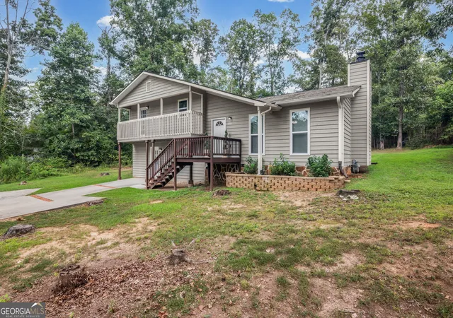 3rd image of 25 Hearthstone Dr, Newnan, GA 30263 | MLS# 10818896