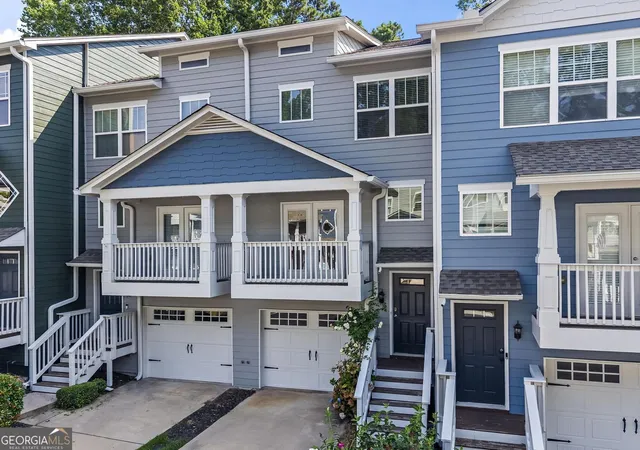Photo 2 of Townhouse for sale at 1425 Liberty Pkwy Nw, Atlanta, GA 30318 | MLS# 10801922 | Listing updated on 2026-07-23