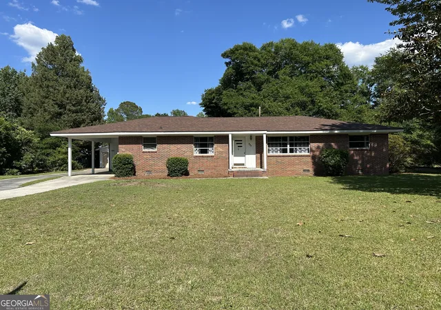 Homes for sale in Sylvania, GA | 227 Dogwood Dr, Sylvania, GA 30467 | MLS# 10768424