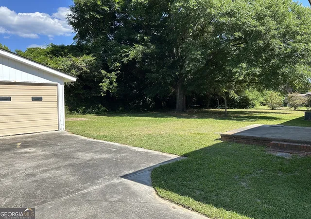 Homes for sale in Sylvania, GA | 227 Dogwood Dr, Sylvania, GA 30467 | MLS# 10768424