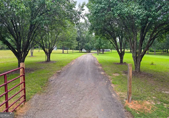 2nd image of 3255 Alvaton Rd, Gay, GA 30218 | MLS# 10826860
