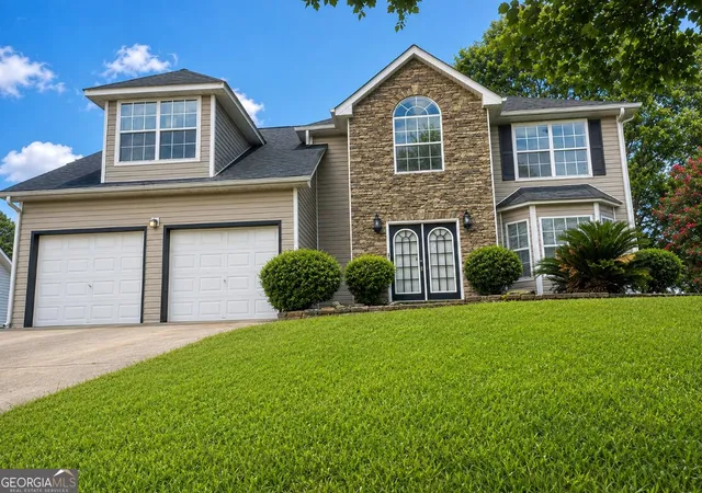 1st image of 35 Willow Oak Wy, Covington, GA 30016 | MLS# 10825223