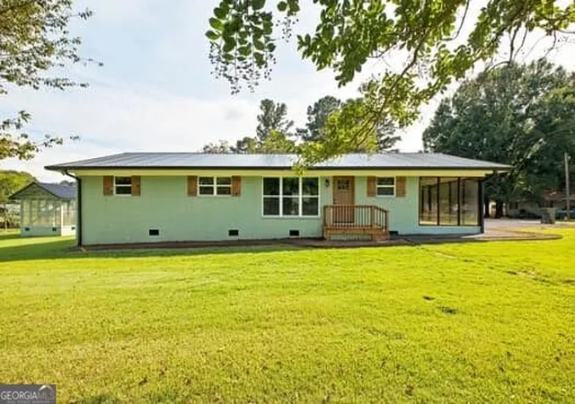 Photo 2 of Single family home for sale at 15 Sidney St, Summerville, GA 30747 | MLS# 10835729 | Listing updated on 2026-09-16