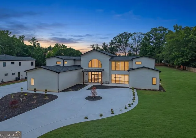 Photo 2 of Single family home for sale at 1530 W Sandtown Rd Sw, Marietta, GA 30064 | MLS# 10777432 | Listing updated on 2026-09-21