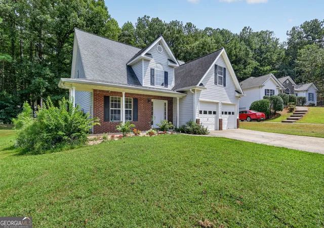 Photo 3 of Single family home for sale at 4009 Saint George Walk Sw, Powder Springs, GA 30127 | MLS# 10836423 | Listing updated on 2026-09-14