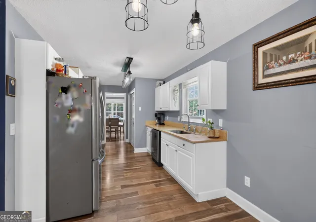 Photo 3 of Single family home for sale at 4009 Saint George Walk SW, Powder Springs, GA 30127 | MLS# 10836423 | Listing updated on 2026-09-14