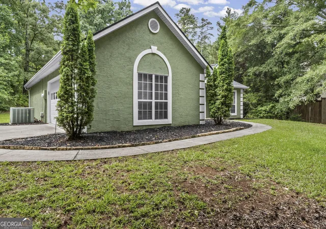 3rd image of 5 Queens Ct, Sharpsburg, GA 30277 | MLS# 10783985