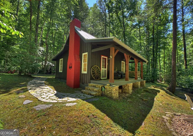 Photo 3 of Sale Pending at 373 Barnes Creek Dr, Ellijay, GA 30540 | MLS# 10791091 | Listing updated on 2026-09-13