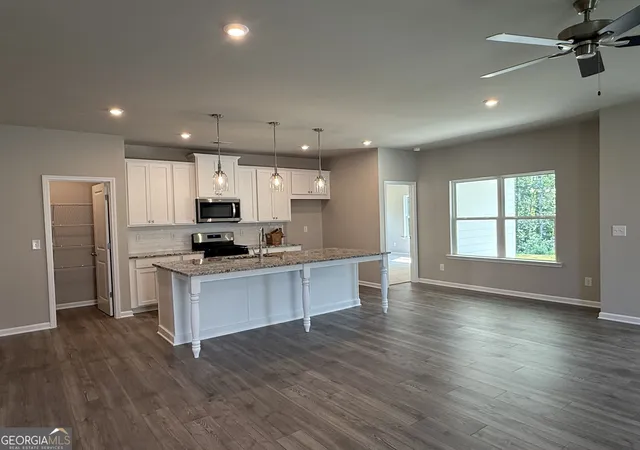Photo 4 of Single family home for sale at 30 Madison Ln, Adairsville, GA 30103 | MLS# 10761293 | Listing updated on 2026-09-16