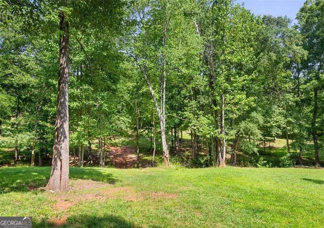 Photo 4 of Sale Pending at 3030 Demooney Rd, Atlanta, GA 30349 | MLS# 10256622 | Listing updated on 2026-02-05