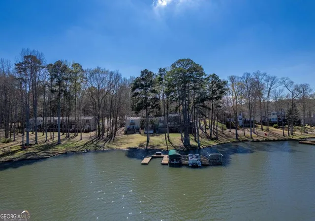 3rd image of 384 Arrowhead Trl #2, Eatonton, GA 31024 | MLS# 10799881