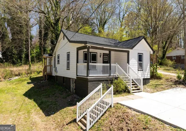 1st image of 665 S Eugenia Pl Nw, Atlanta, GA 30318 | MLS# 10801645