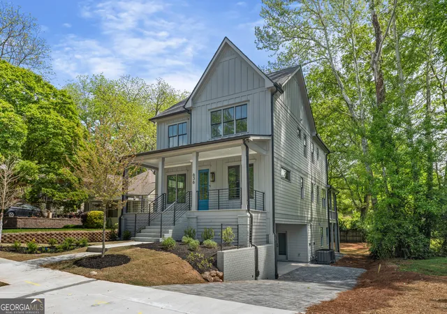 Photo 1 of Single family home for sale at 636 Hemlock Cir Se, Atlanta, GA 30316 | MLS# 10726657 | Listing updated on 2026-04-14