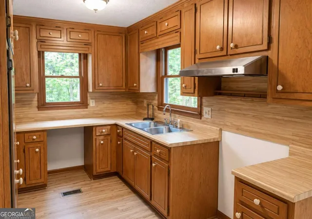 Photo 4 of Sale Pending at 339 Coker Dr, Ball Ground, GA 30107 | MLS# 10824758 | Listing updated on 2026-09-02