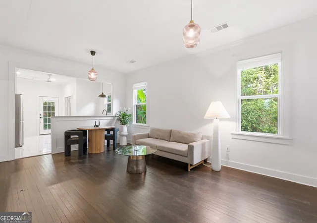 Photo 2 of Single family home for sale at 1217 E 67th St, Savannah, GA 31404 | MLS# 10814368 | Listing updated on 2026-09-08