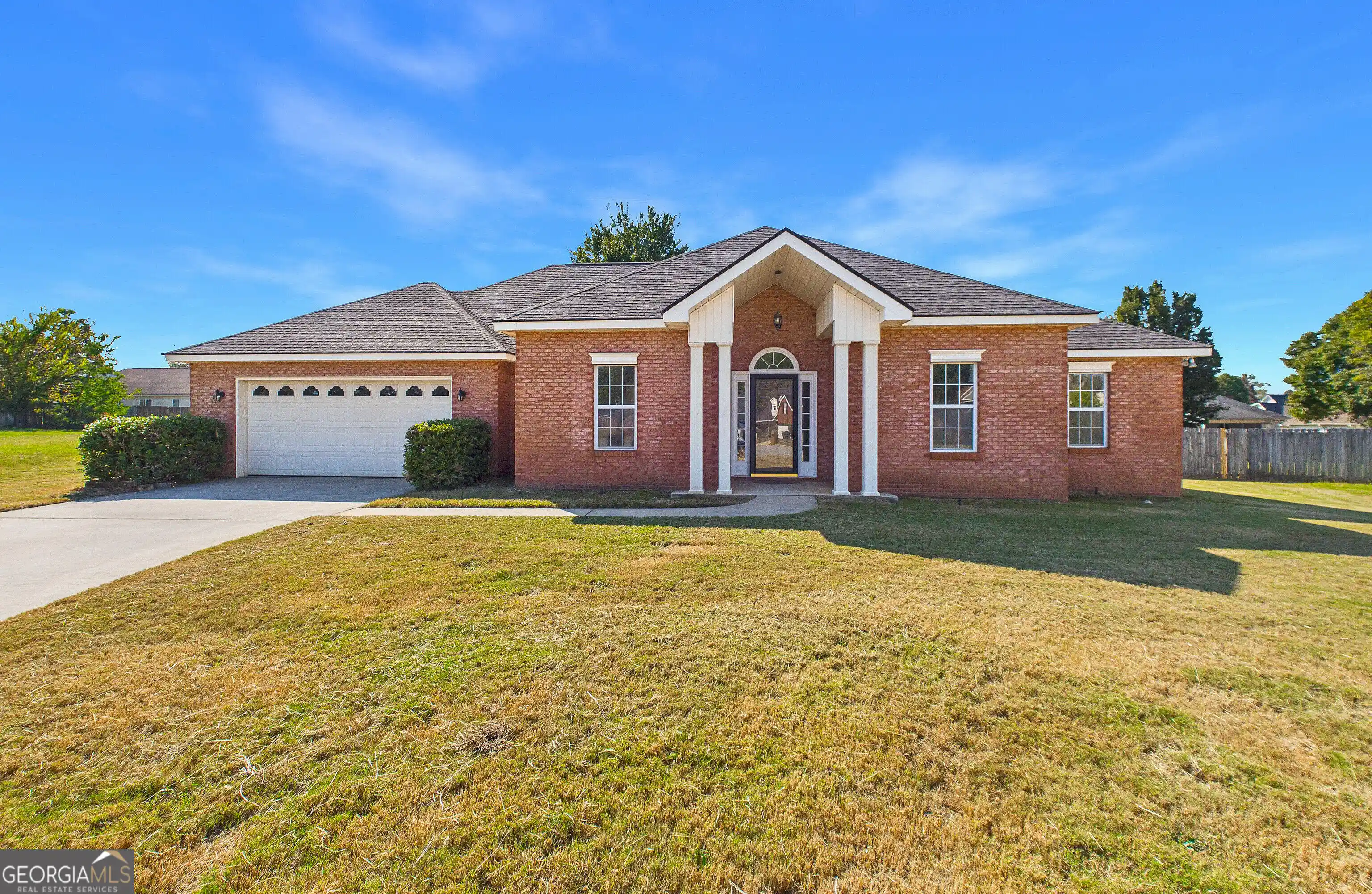 Photo 1 of Sale Pending at 305 Thornwood Dr, Bonaire, GA 31005 | MLS# 10857411 | Listing updated on 2026-10-15
