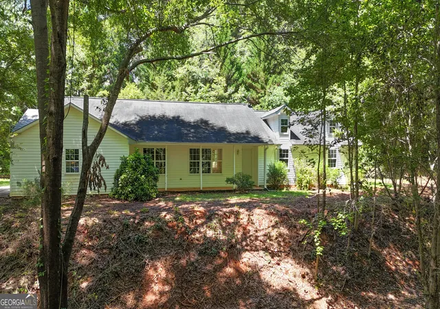 Homes for sale in Toccoa, GA | 253 Industrial Blvd, Toccoa, GA 30577 | MLS# 10802408