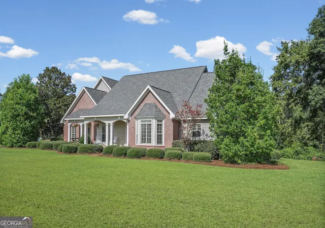 Photo 2 of Sale Pending at 488 Osierfield Dr, Fitzgerald, GA 31750 | MLS# 10814692 | Listing updated on 2026-09-21