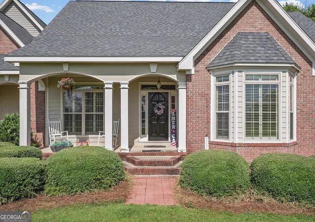 Photo 3 of Sale Pending at 488 Osierfield Dr, Fitzgerald, GA 31750 | MLS# 10814692 | Listing updated on 2026-09-21