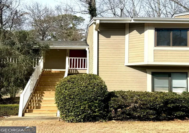 Homes for sale in Marietta, GA | 2897 Torreya Wy Se, Marietta, GA 30067 | MLS# 10768117