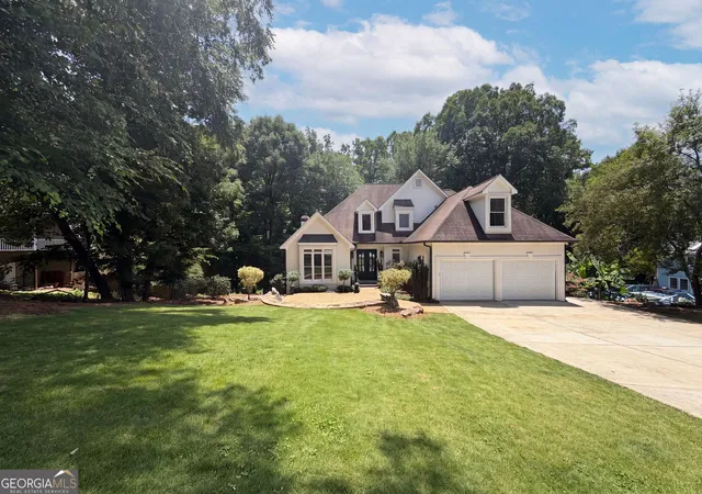 Photo 1 of Single family home for sale at 2299 Camden Dr Sw, Marietta, GA 30064 | MLS# 10794121 | Listing updated on 2026-09-18