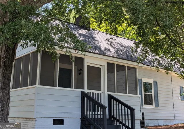 Photo 4 of Single family home for sale at 116 Norris St, Monroe, GA 30655 | MLS# 10825445 | Listing updated on 2026-09-09