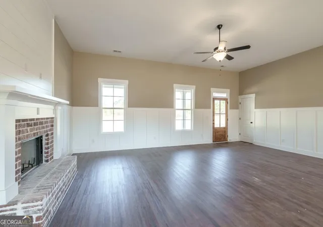 Homes for sale in Social Circle, GA | 218 Woodfin Wy, Social Circle, GA 30025 | MLS# 10789546