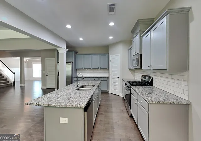 3rd image of 1931 Cobblefield Cir, Dacula, GA 30019 | MLS# 10807744