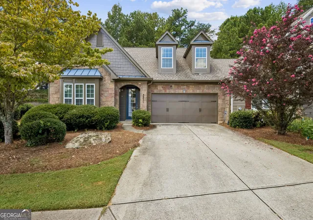 Photo 3 of Sale Pending at 3311 Castleberry Village Dr, Cumming, GA 30040 | MLS# 10774385 | Listing updated on 2026-10-07