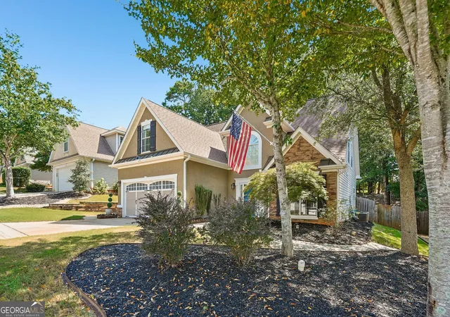 Photo 3 of Single family home for sale at 12 Brightling Ln, Newnan, GA 30265 | MLS# 10830767 | Listing updated on 2026-09-04