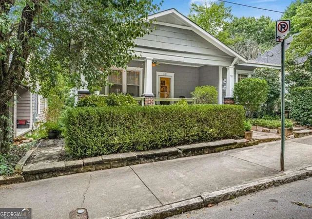 Photo 2 of Sale Pending at 501 Ethel St Nw, Atlanta, GA 30318 | MLS# 10829892 | Listing updated on 2026-09-14