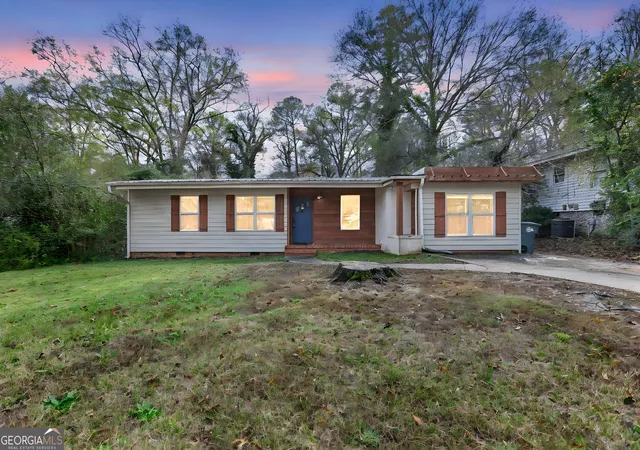 Photo 1 of Sale Pending at 310 Terrace St, Griffin, GA 30224 | MLS# 10634985 | Listing updated on 2026-01-08