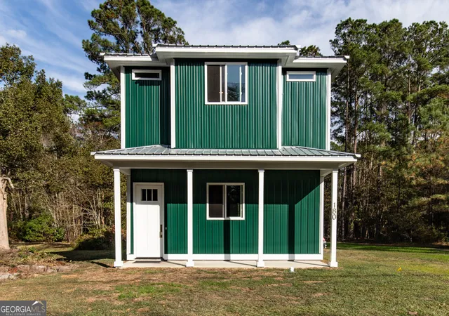 Photo 1 of Single family home for sale at 180 Ne Main North St, Ludowici, GA 31316 | MLS# 10650789 | Listing updated on 2026-08-27