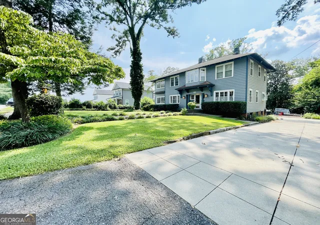 Photo 4 of Single family home for sale at 1711 S Holly St, Anderson, SC 29625 | MLS# 10814995 | Listing updated on 2026-09-11