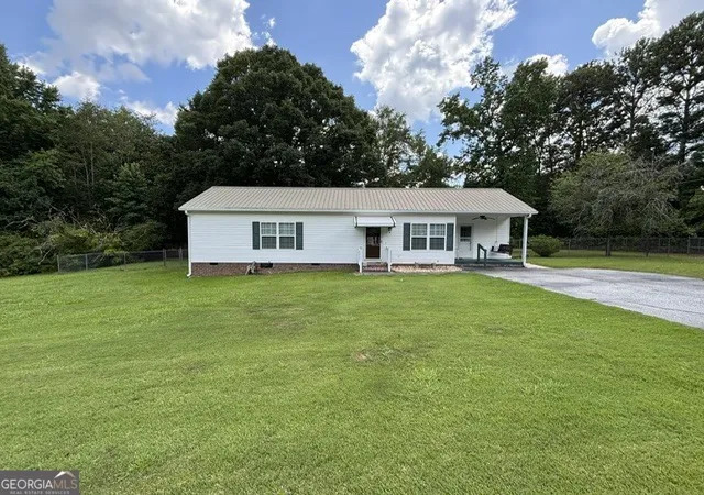 2nd image of 10 Holly Lane, Griffin, GA 30223 | MLS# 10810341
