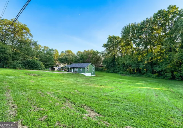Photo 4 of Sale Pending at 626 Mitchell Dr, Marietta, GA 30066 | MLS# 10830681 | Listing updated on 2026-10-05