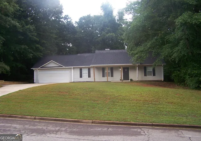 1st image of 111 Wolf Creek Wy, Locust Grove, GA 30248 | MLS# 10804500