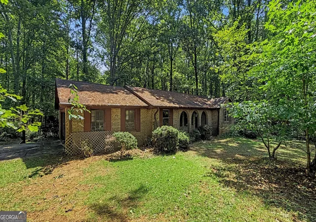 Photo 3 of Single family home for sale at 271 Corinth Rd, Jonesboro, GA 30238 | MLS# 10809689 | Listing updated on 2026-09-26