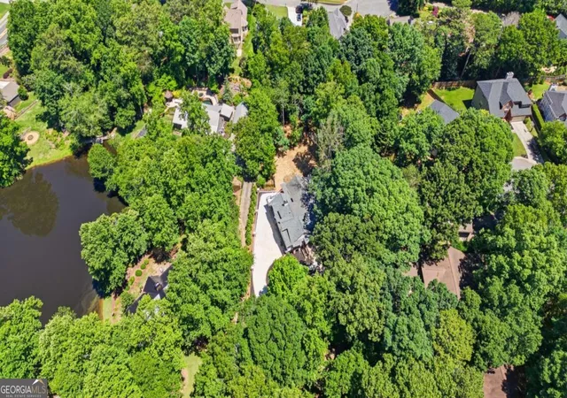Photo 2 of Single family home for sale at 4039 Tall Pine Dr, Marietta, GA 30062 | MLS# 10816790 | Listing updated on 2026-09-19