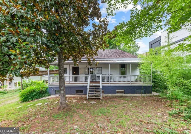 Photo 1 of Single family home for sale at 1455 E Broad St, Athens, GA 30601 | MLS# 10792042 | Listing updated on 2026-10-08