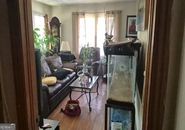 Photo 3 of Sale Pending at 2032 Wells Dr SW, Atlanta, GA 30311 | MLS# 10798154 | Listing updated on 2026-10-01