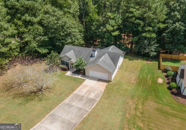 34th image of 10 Walton Woods Court, Newnan, GA 30263 | MLS# 10828167