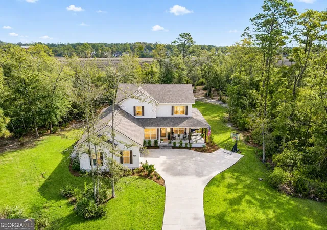 Single family home for sale at 167 Bluebill Trl, Brunswick, GA 31523 | MLS# 10822062