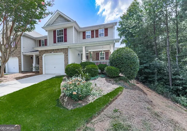 Photo 3 of Townhouse for sale at 530 Fox Crk Xing, Woodstock, GA 30188 | MLS# 10804380 | Listing updated on 2026-07-28