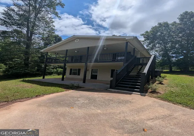 Homes for sale in Dahlonega, GA | 58 E Pinewood Dr, Dahlonega, GA 30533 | MLS# 10795677