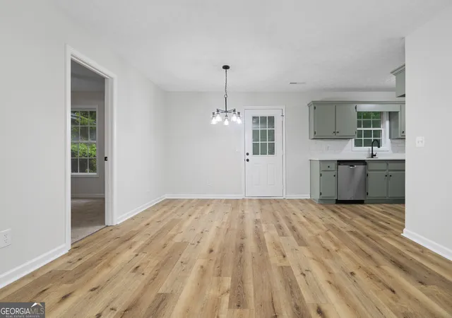 5th image of 332 Lavista Dr Sw, Calhoun, GA 30701 | MLS# 10806080