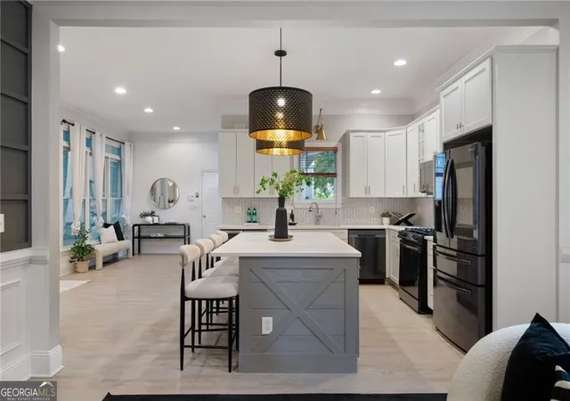 Photo 2 of Single family home for sale at 855 Saint Charles Unit B Ave Ne #UNIT B, Atlanta, GA 30306 | MLS# 10831258 | Listing updated on 2026-09-09
