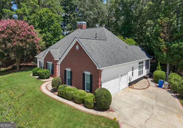 3rd image of 704 Cirrus Ct, Peachtree City, GA 30269 | MLS# 10830334