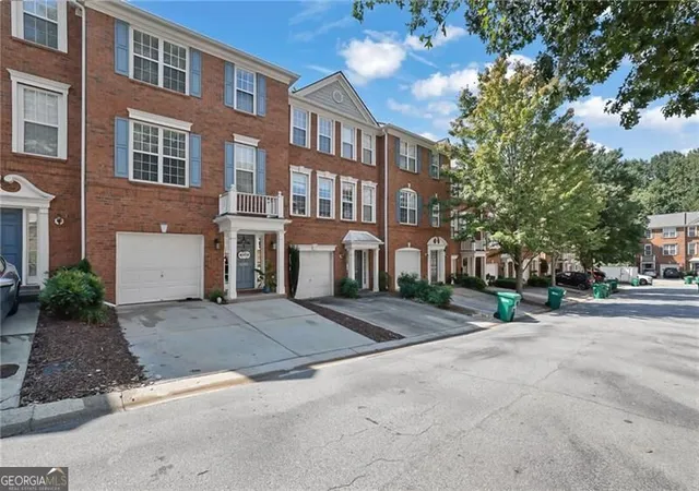 2nd image of 6300 Views Tr, Peachtree Corners, GA 30092 | MLS# 10826533